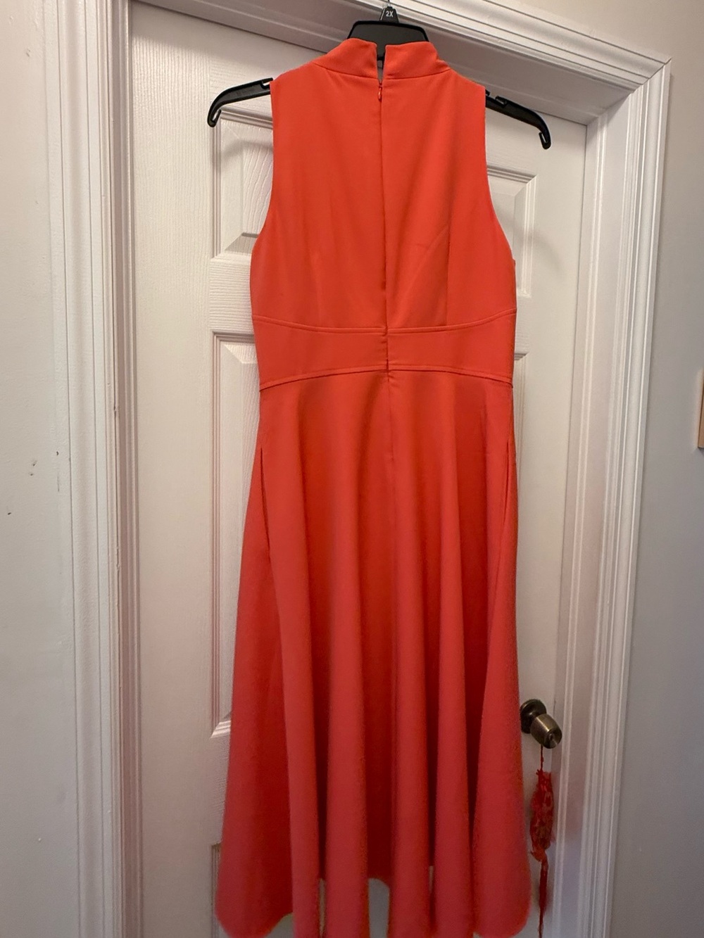 Vince Camuto Sleeveless Coral Midi Dress